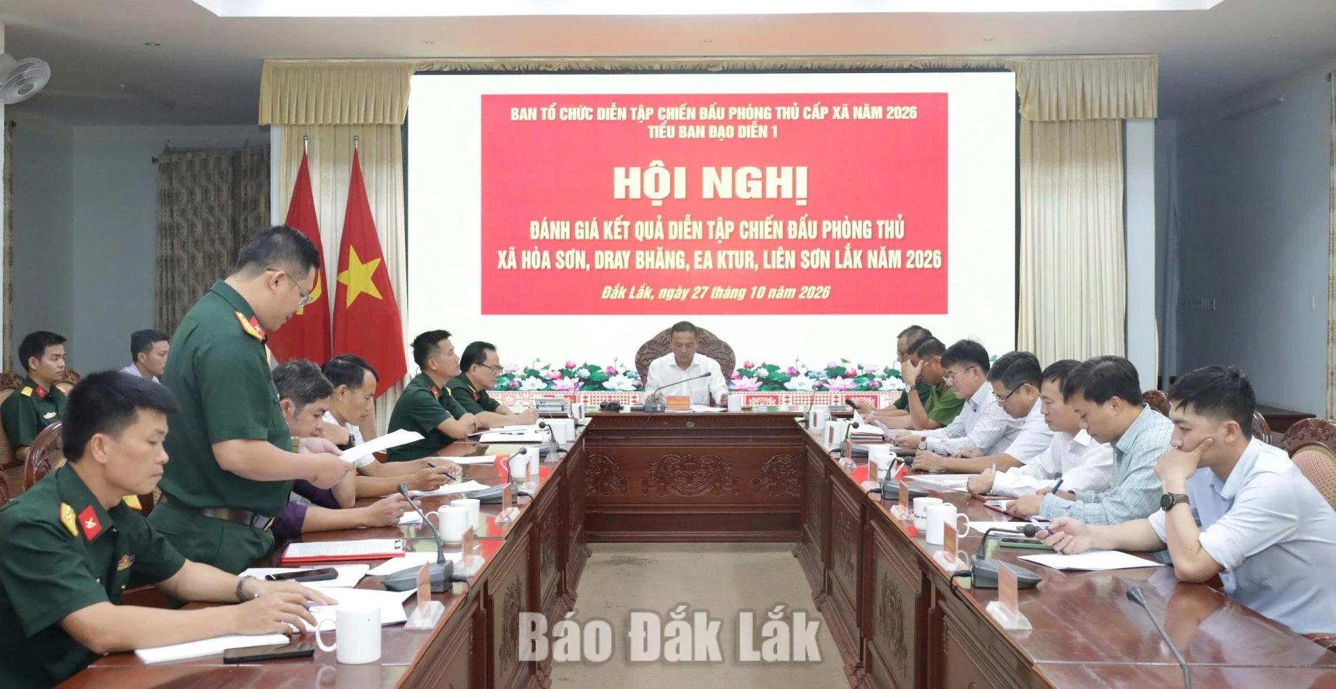 Các đại biểu tham dự hội nghị.