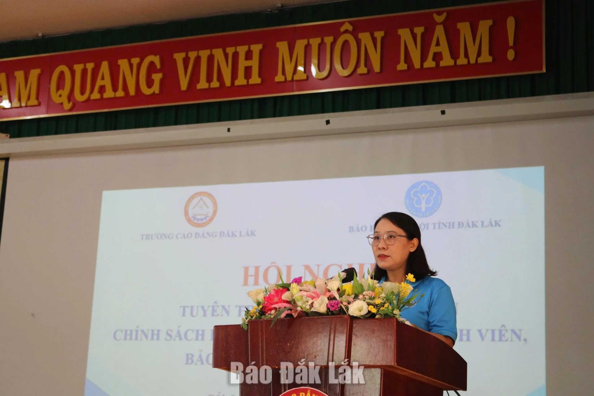 Phó Giám đốc BHXH tỉnh Đắk Lắk Đàm Thị Thanh Quế phát biểu khai mạc hội nghị.