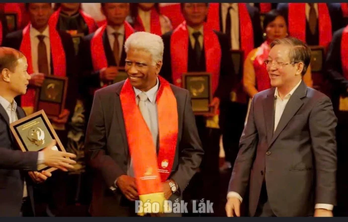 KCP Vietnam Industries Co., Ltd. honored for significant contributions to social welfare during the 2024–2026 period.