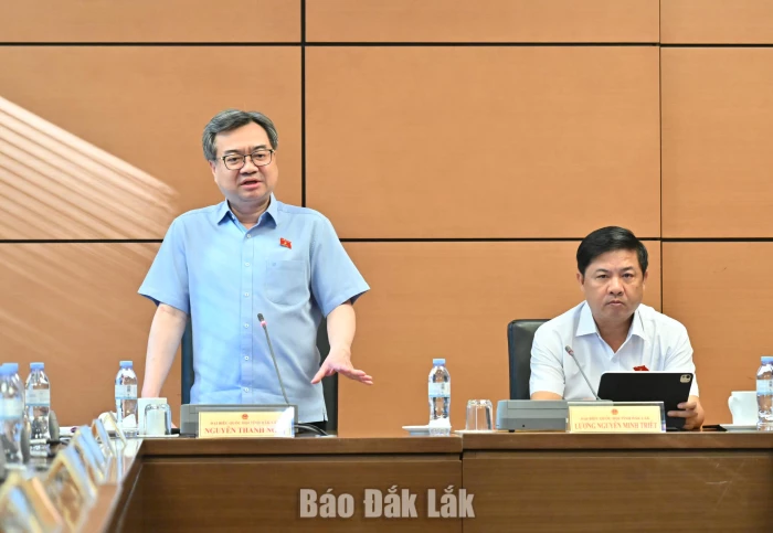 Khơi thông các điểm nghẽn nguồn lực, giữ vững ổn định vĩ mô để tạo đà bứt phá tăng trưởng