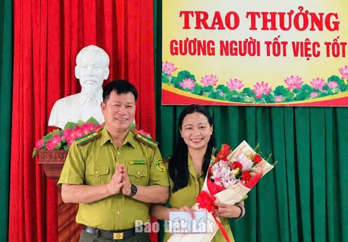 Nữ kiểm lâm trẻ vượt khó giữ rừng