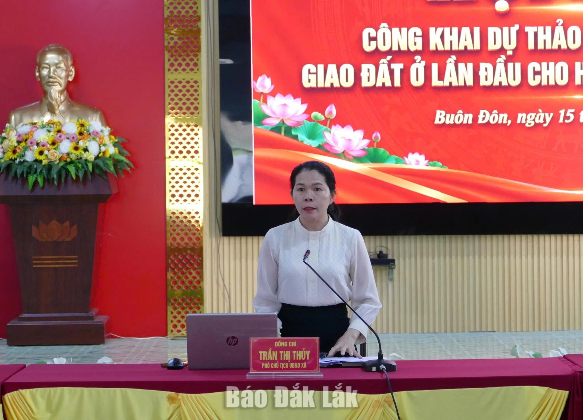 Bà 