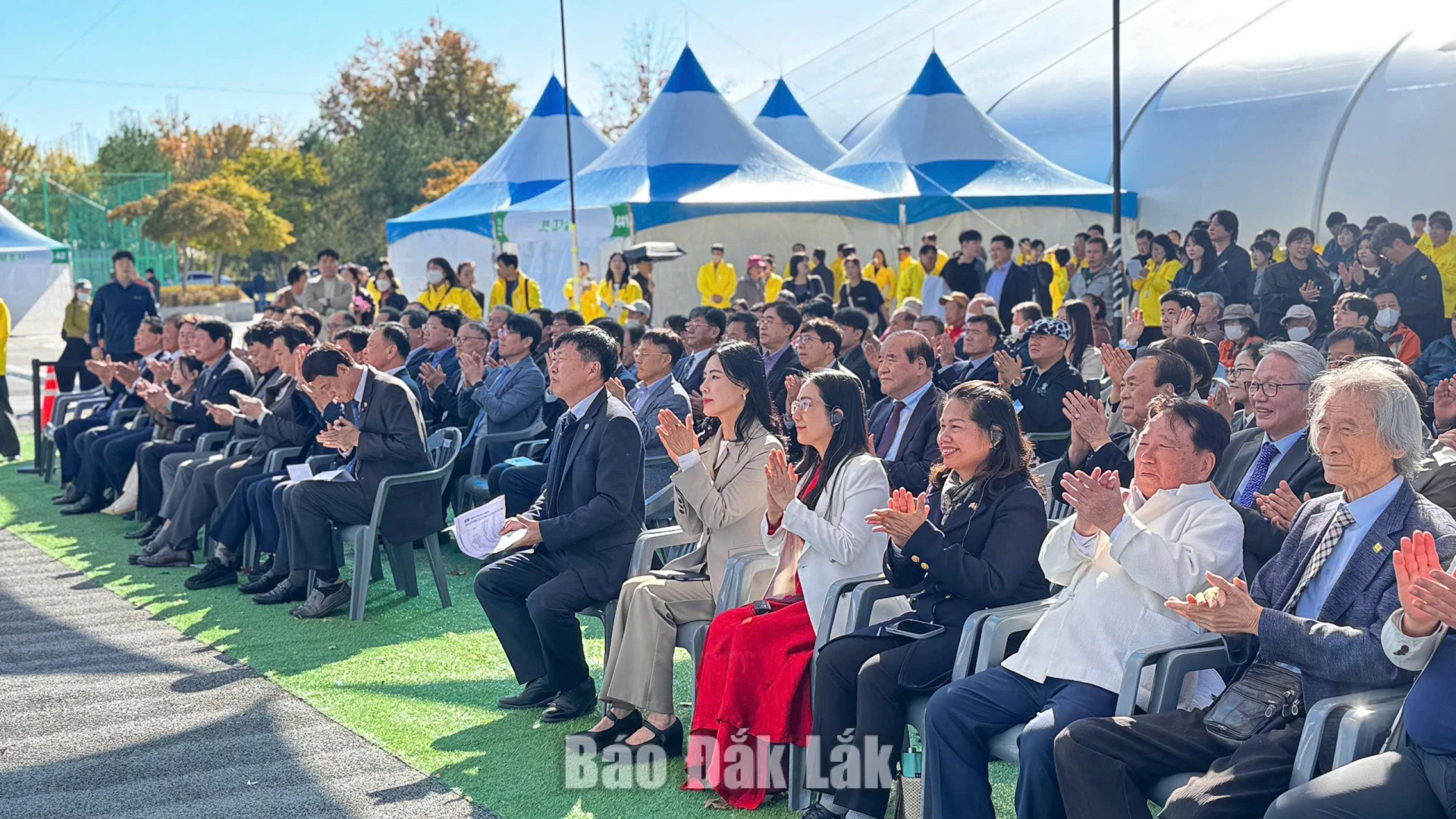 Đoàn công tác tỉnh Đắk Lắk dự Lễ khai mạc Hội chợ triển lãm thực phẩm lên men quốc tế Jeonju.