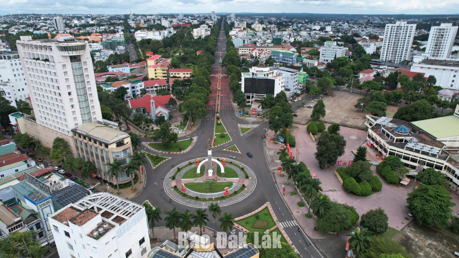 Quy hoạch hướng đến xây dựng Buôn Ma Thuột trở thành “Thủ phủ cà phê toàn cầu”, gắn phát triển đô thị với quảng bá văn hóa cà phê và bản sắc đại ngàn.