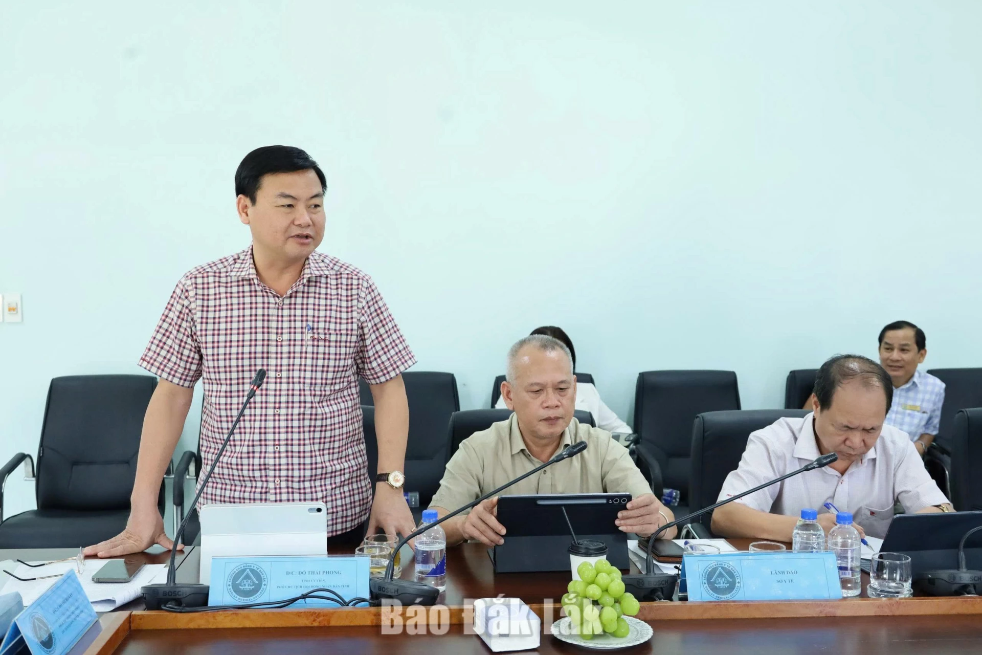 Phó Chủ tịch HĐND tỉnh Đỗ Thái Phong phát biểu tại buổi làm việc.