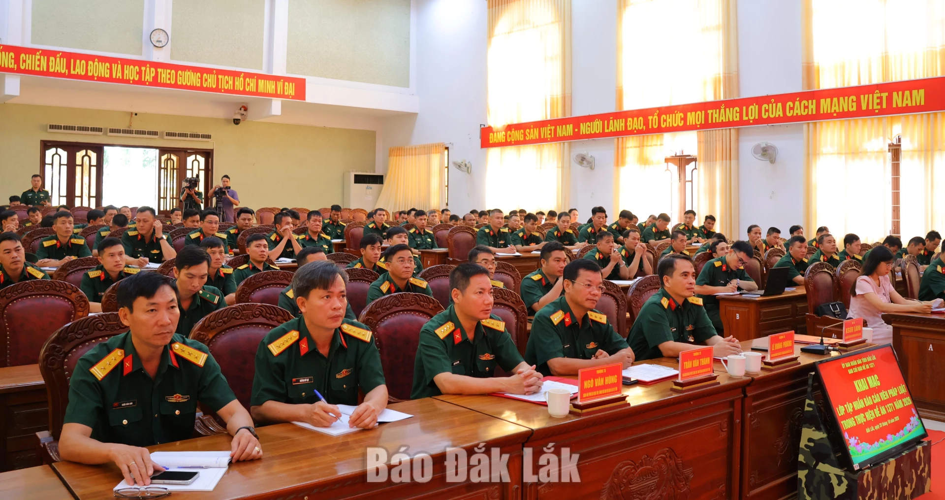 Các đại biểu tham dự lớp tập huấn.