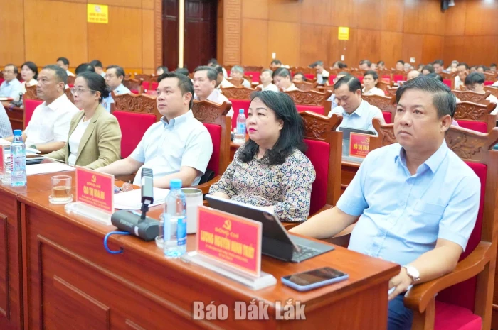 Tỉnh ủy Đắk Lắk yêu cầu chấn chỉnh nền nếp, nâng cao chất lượng học tập nghị quyết