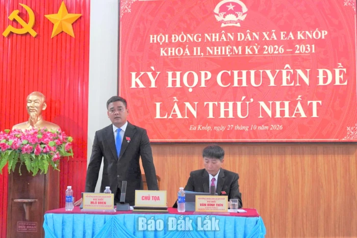 Kỳ họp chuyên đề lần thứ nhất, HĐND xã Ea Knốp khóa II thông qua 3 nghị quyết quan trọng