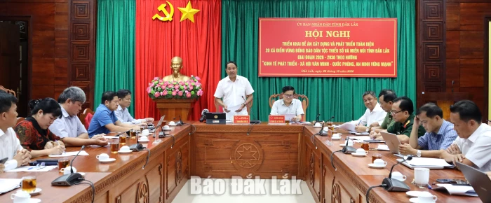 Tập trung xây dựng và phát triển toàn diện 20 xã điểm vùng đồng bào dân tộc thiểu số và miền núi