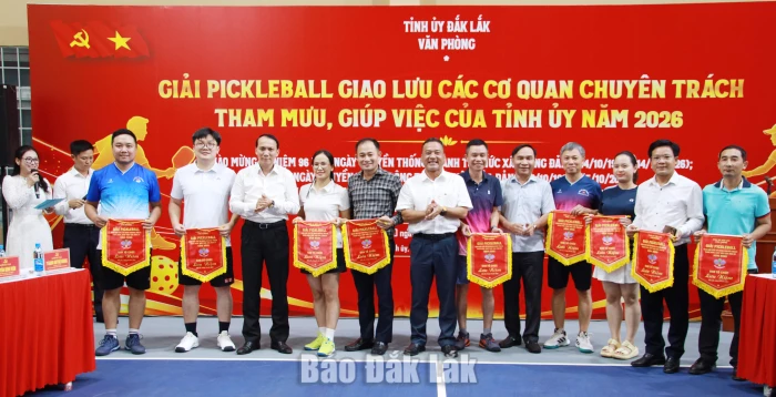 Lãnh đạo tỉnh