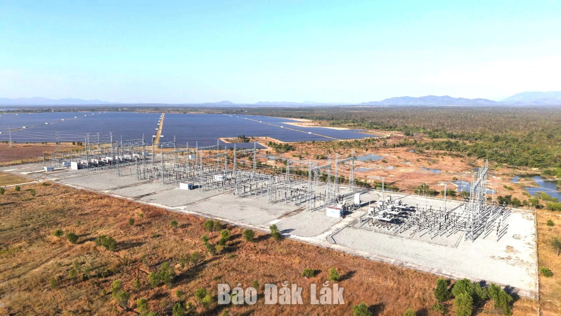 Dak Lak continuing to strengthen its role as a regional clean energy hub. In the photo: The 500kV substation under the Xuan Thien Ea Sup solar power complex project.