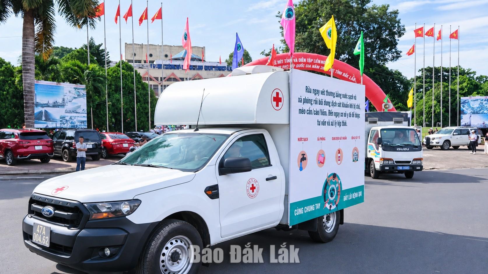 Tuyên truyền lưu động góp phần nâng cao nhận thức của người dân về phòng, chống bệnh dại.