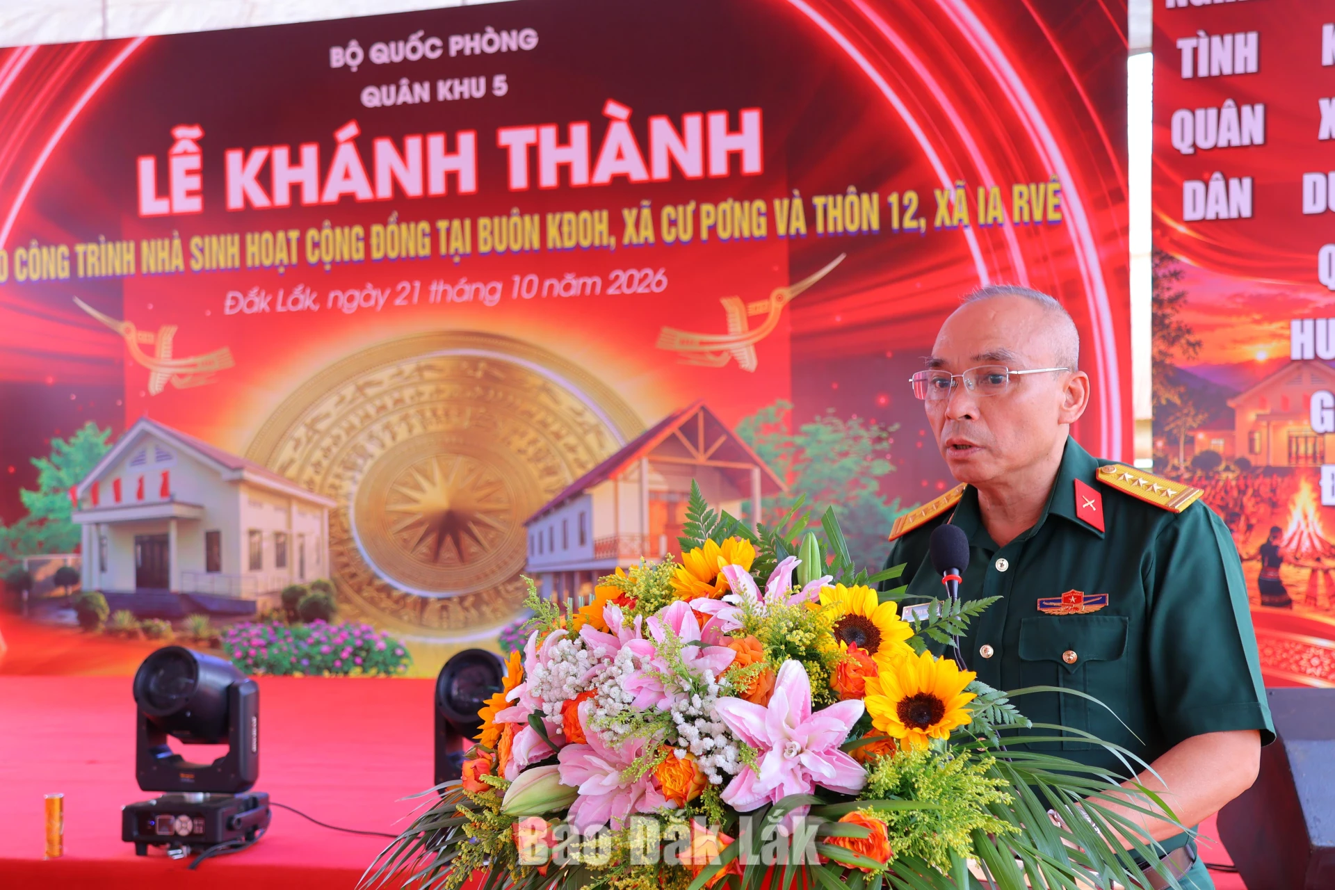 Đại tá Nguyễn Thanh Xuân,