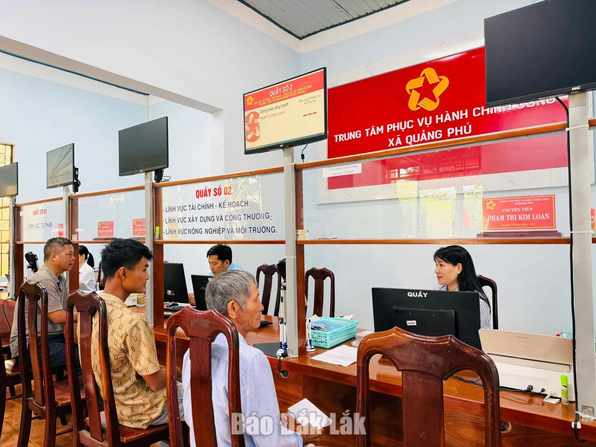 Trung tâm Phục vụ hành chính công xã