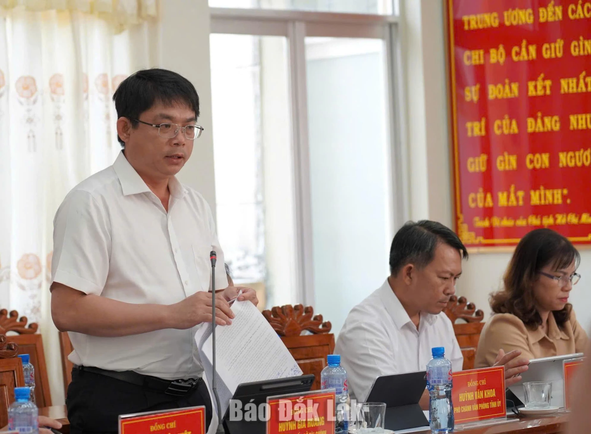 Thành viên Đoàn kiểm tra, giám sát làm rõ một số vấn đề liên quan đến thực hiện mục tiêu tăng trưởng hai con số.