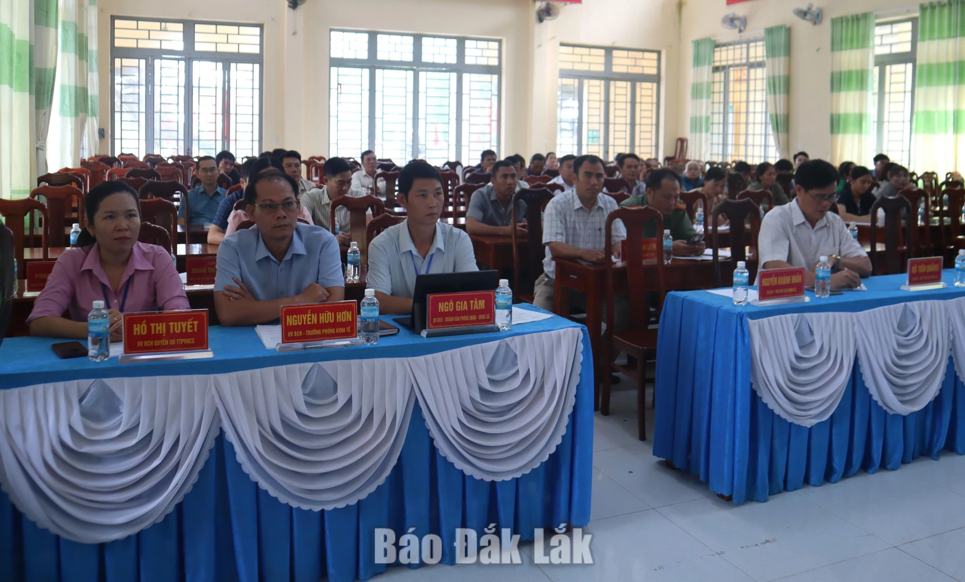 Các đại biểu dự hội nghị tập huấn.