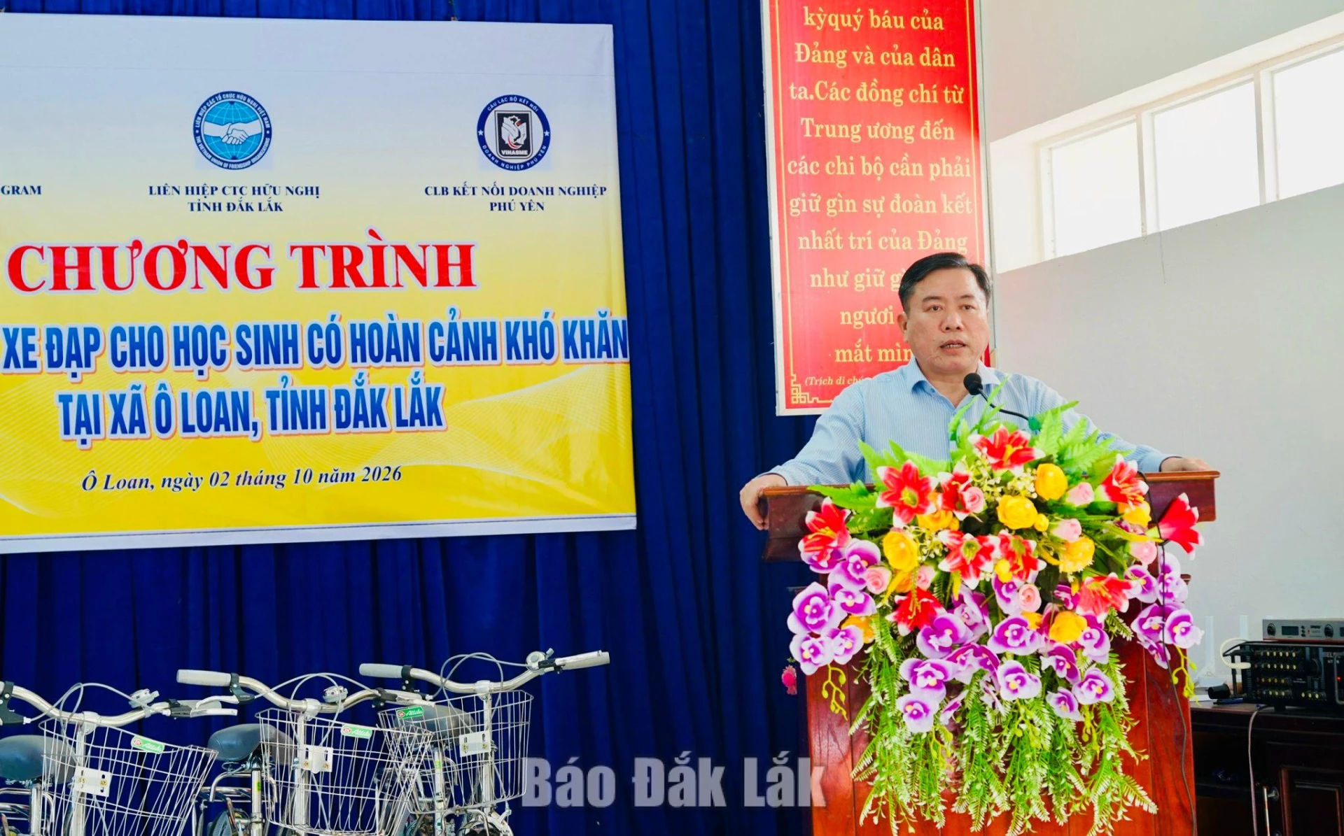 đồng chí Trần Hữu Thế, Ủy viên Ban Thường vụ Tỉnh ủy, Phó Chủ tịch Thường trực Ủy ban MTTQ Việt Nam tỉnh phát biểu tại chương trình.