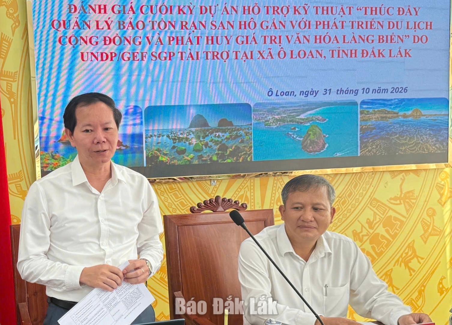 Tiến sĩ Nguyễn Khắc Toàn, Viện trưởng Viện Đào tạo, bồi dưỡng cán bộ và nghiên cứu khoa học, Ủy ban Trung ương MTTQ Việt Nam, chuyên gia đánh giá độc lập phát biểu tại hội nghị.