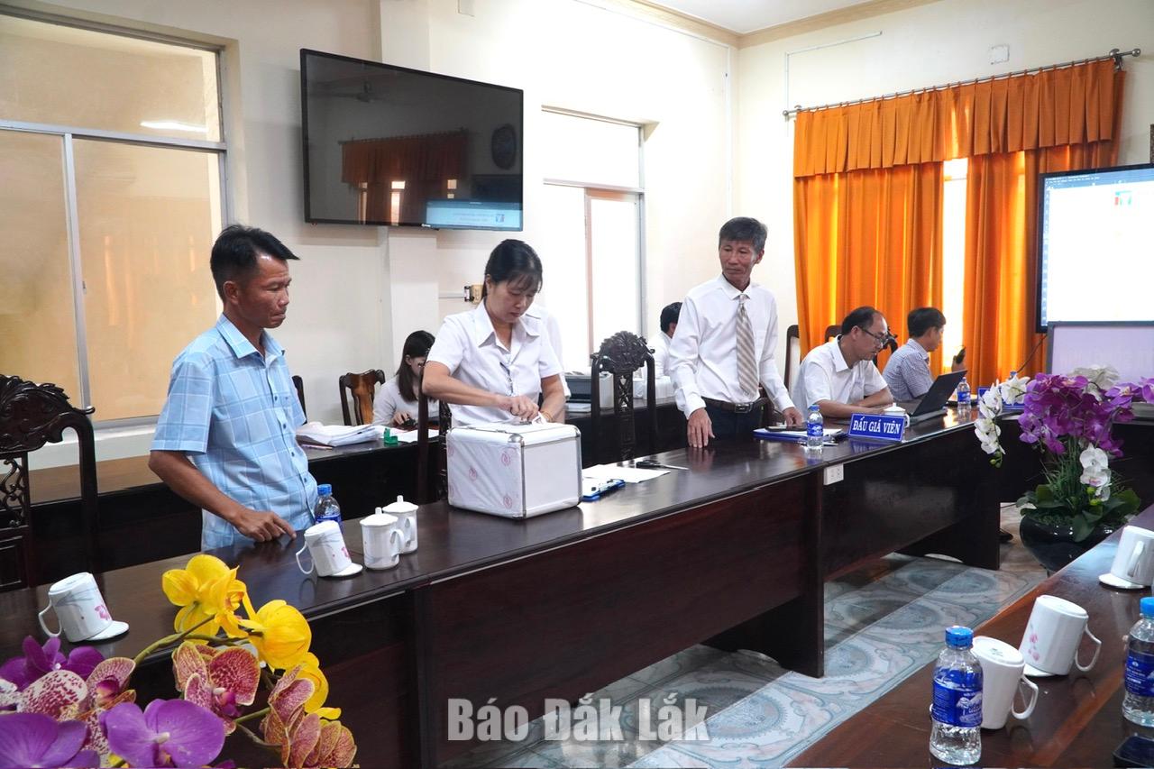 Cơ quan chức năng làm các thủ tục đấu giá bảo đảm tính khách quan, trung thực tuyệt đối