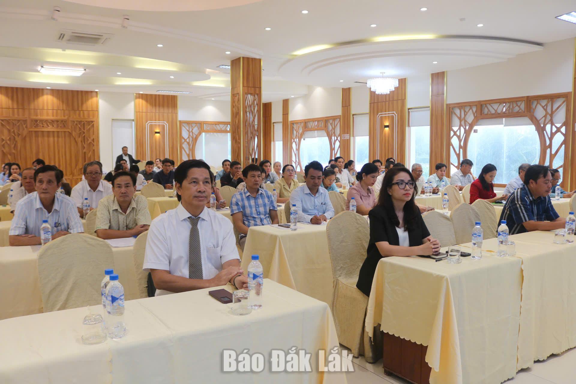 Đại biểu tham dự lớp tập huấn.