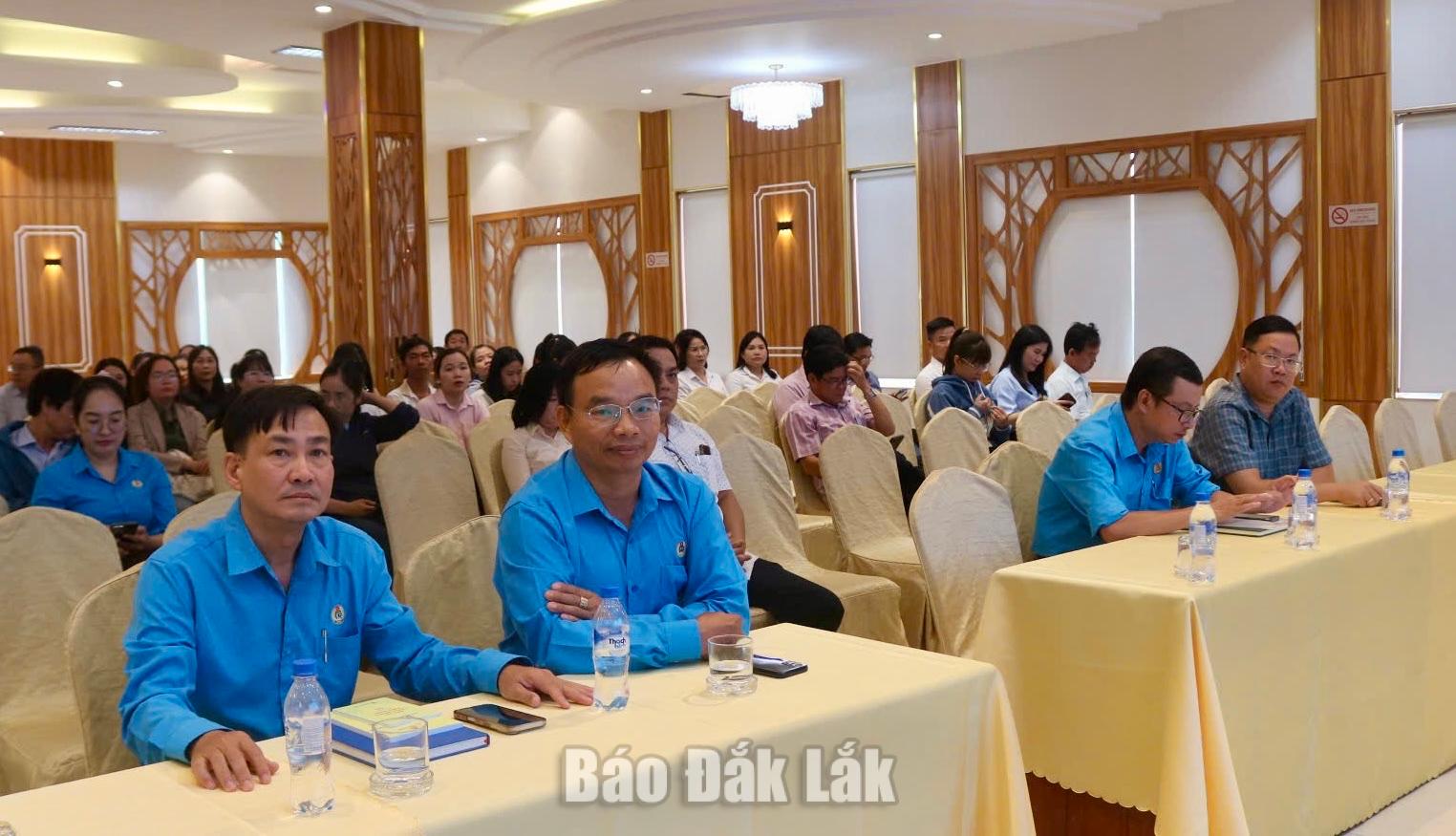 Đại biểu tham dự