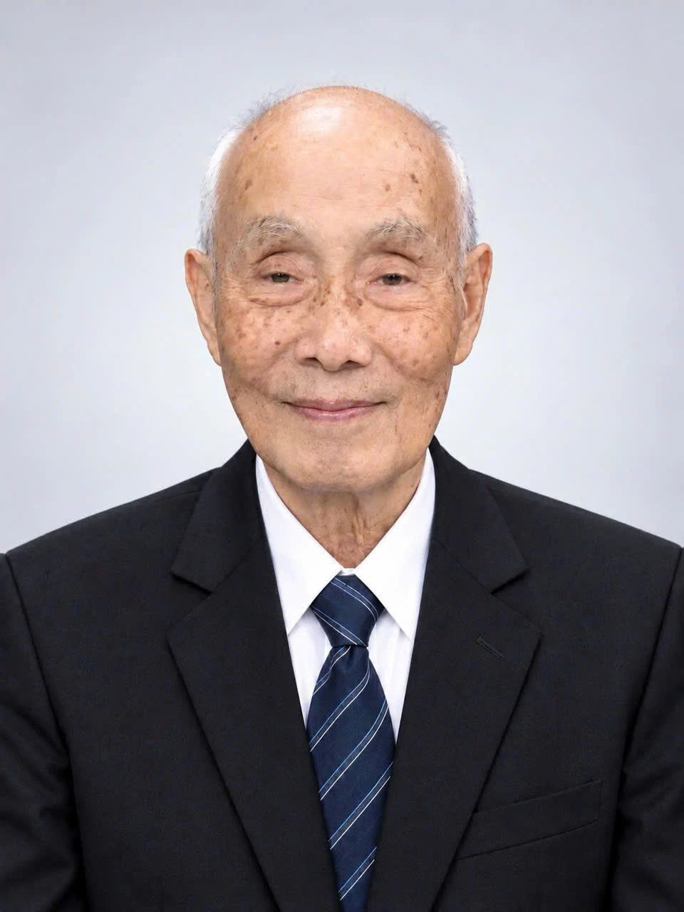 <img hideimage="null" data-cke-saved-src="https://baodaklak.vn/file/fb9e3a03798789de0179a1704dea238e/102026/dc_nguyen_quoc_cuong_20261026172621.jpg" src="https://baodaklak.vn/file/fb9e3a03798789de0179a1704dea238e/102026/dc_nguyen_quoc_cuong_20261026172621.jpg" style="float: center;width: 960px;">