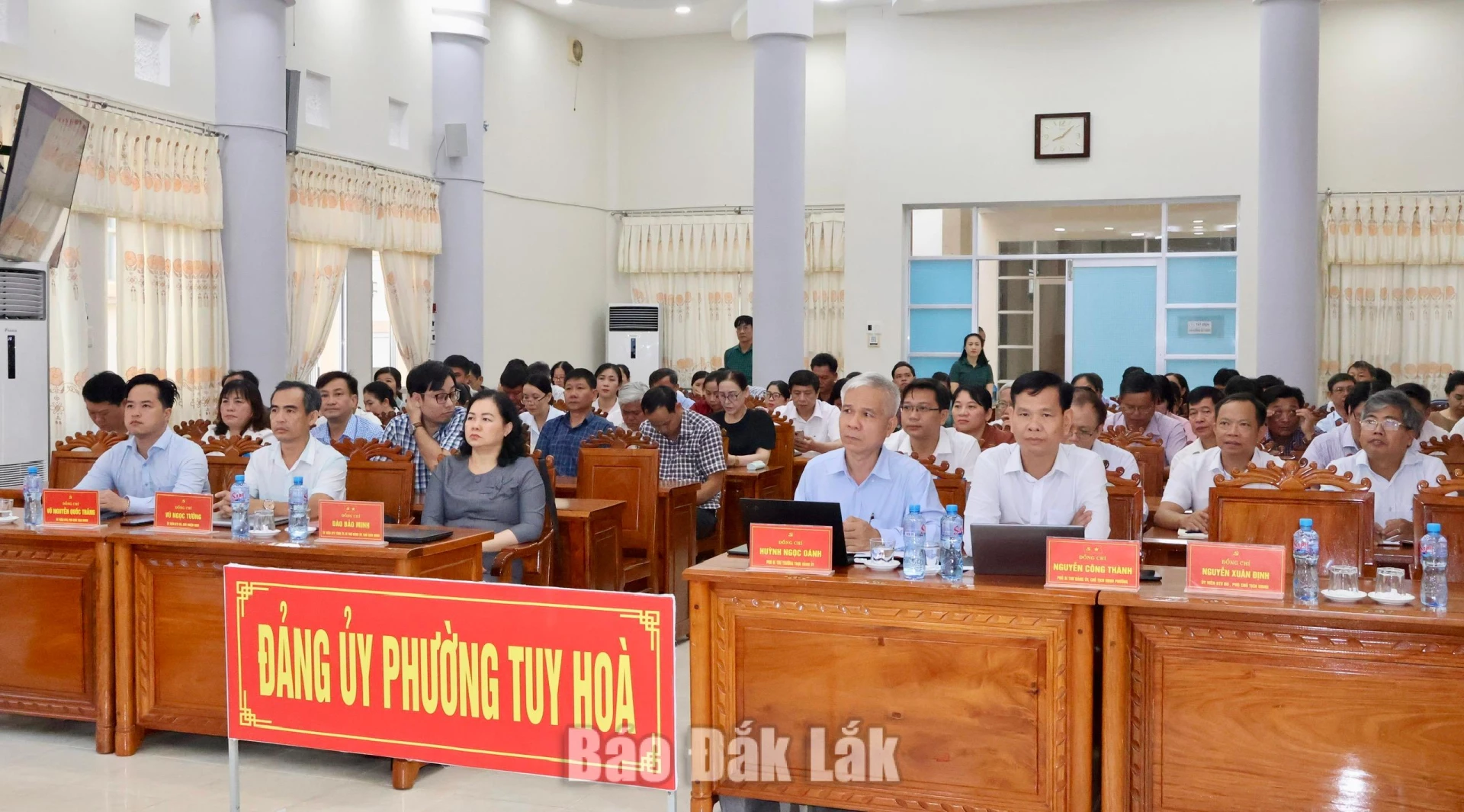 Các đại biểu dự hội nghị tại điểm cầu phường Tuy Hòa. Ảnh: Trang Diễm
