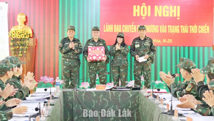 Diễn tập chiến đấu phòng thủ phường Đông Hòa