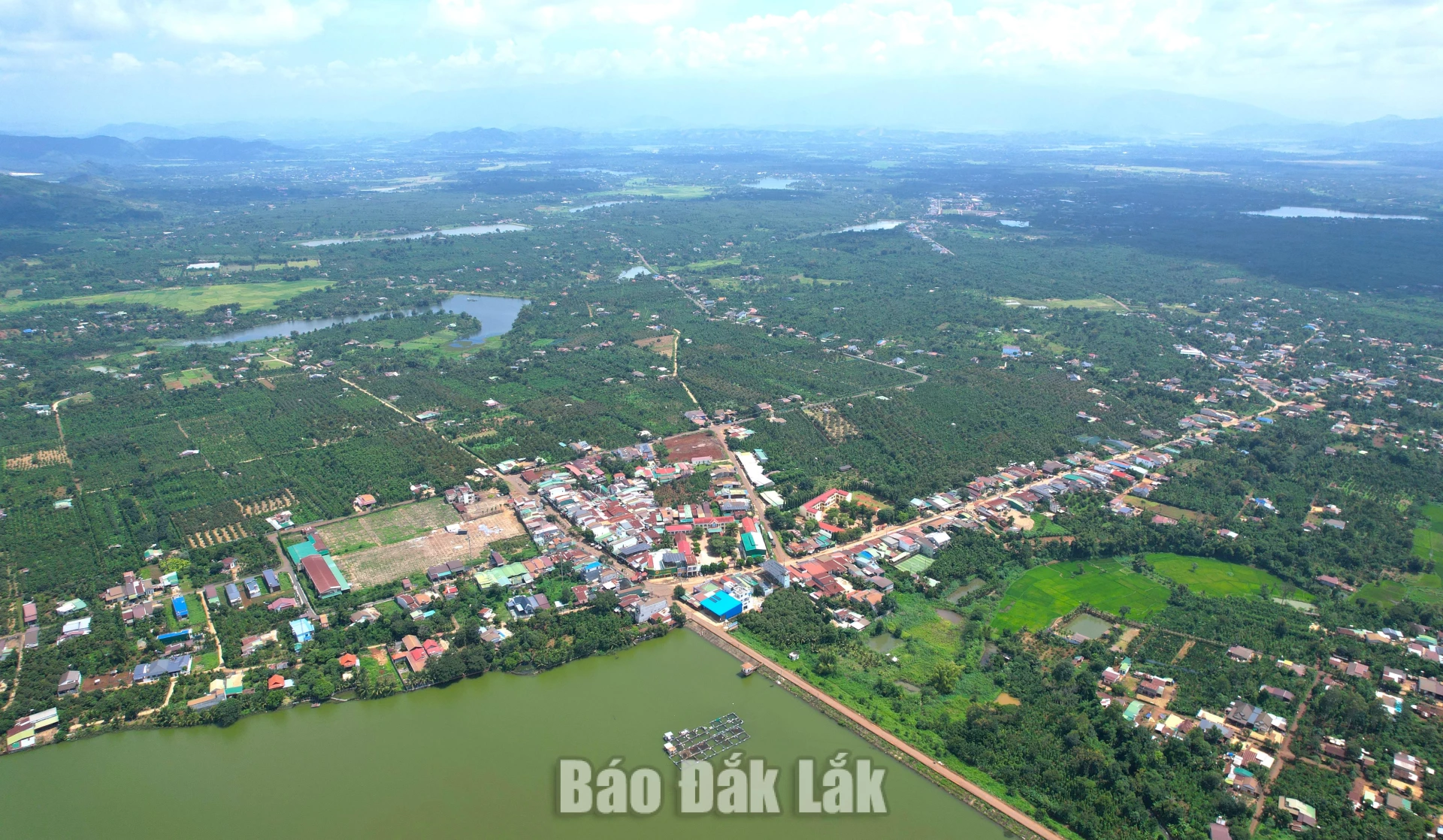 Diện mạo xã Ea Ning đang từng bước đổi thay, tạo nền tảng cho những định hướng phát triển mới trong tương lai. Ảnh: V. Chinh