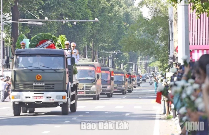 Đón các anh về trong lòng dân tộc