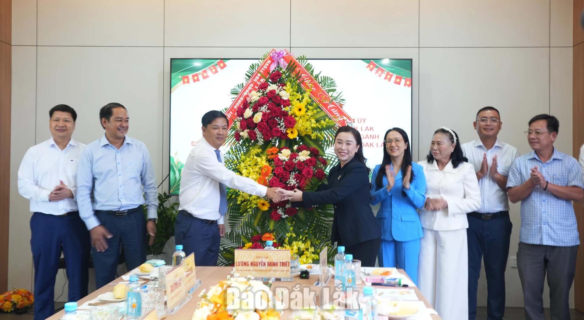 Công ty Cổ phần Tập đoàn Xuất nhập khẩu Trái cây Chánh Thu.