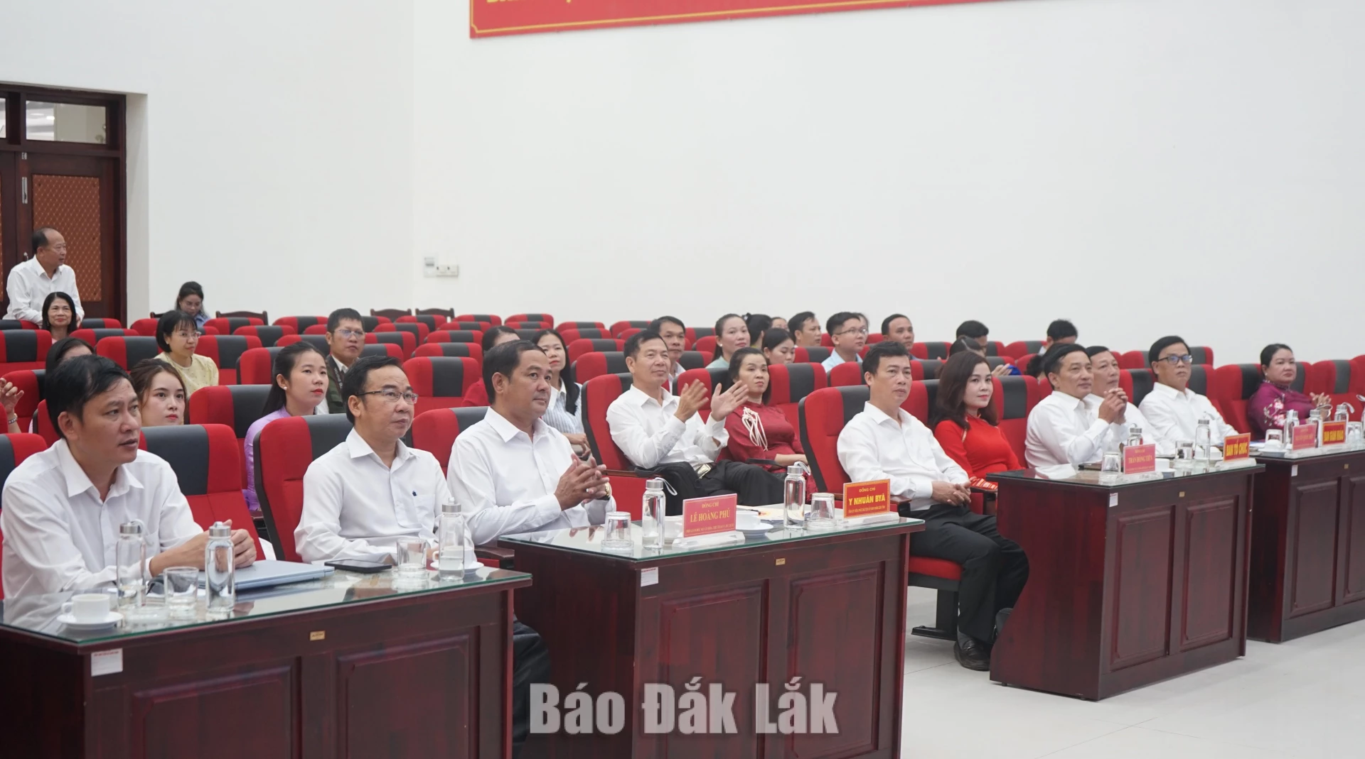 Đại biểu tham dự lễ tổng kết và trao giải cuộc thi