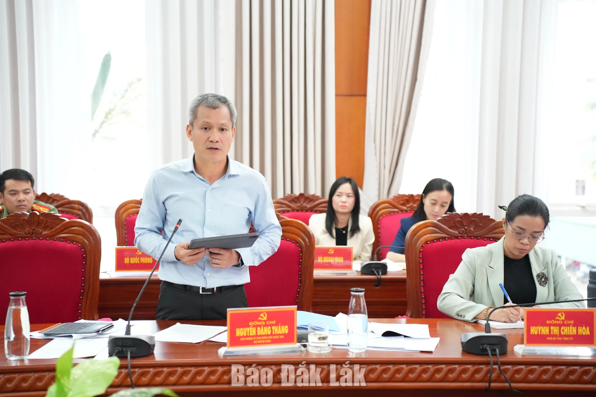 Đồng chí Nguyễn Đăng Thắng. Chủ nhiệm Ủy ban Biên giới quốc gia phát biểu tại hội nghị.