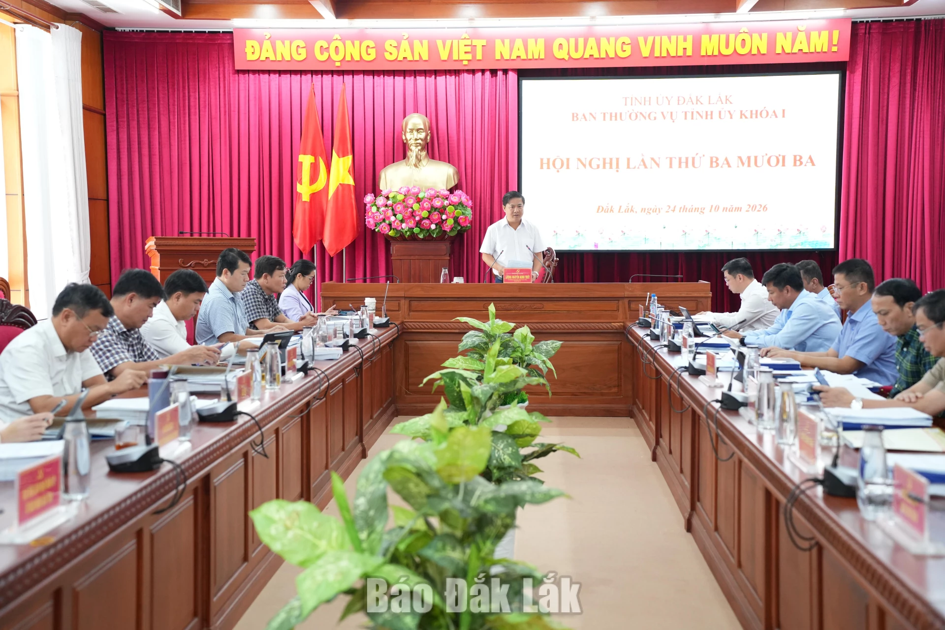 Quang cảnh hội nghị.