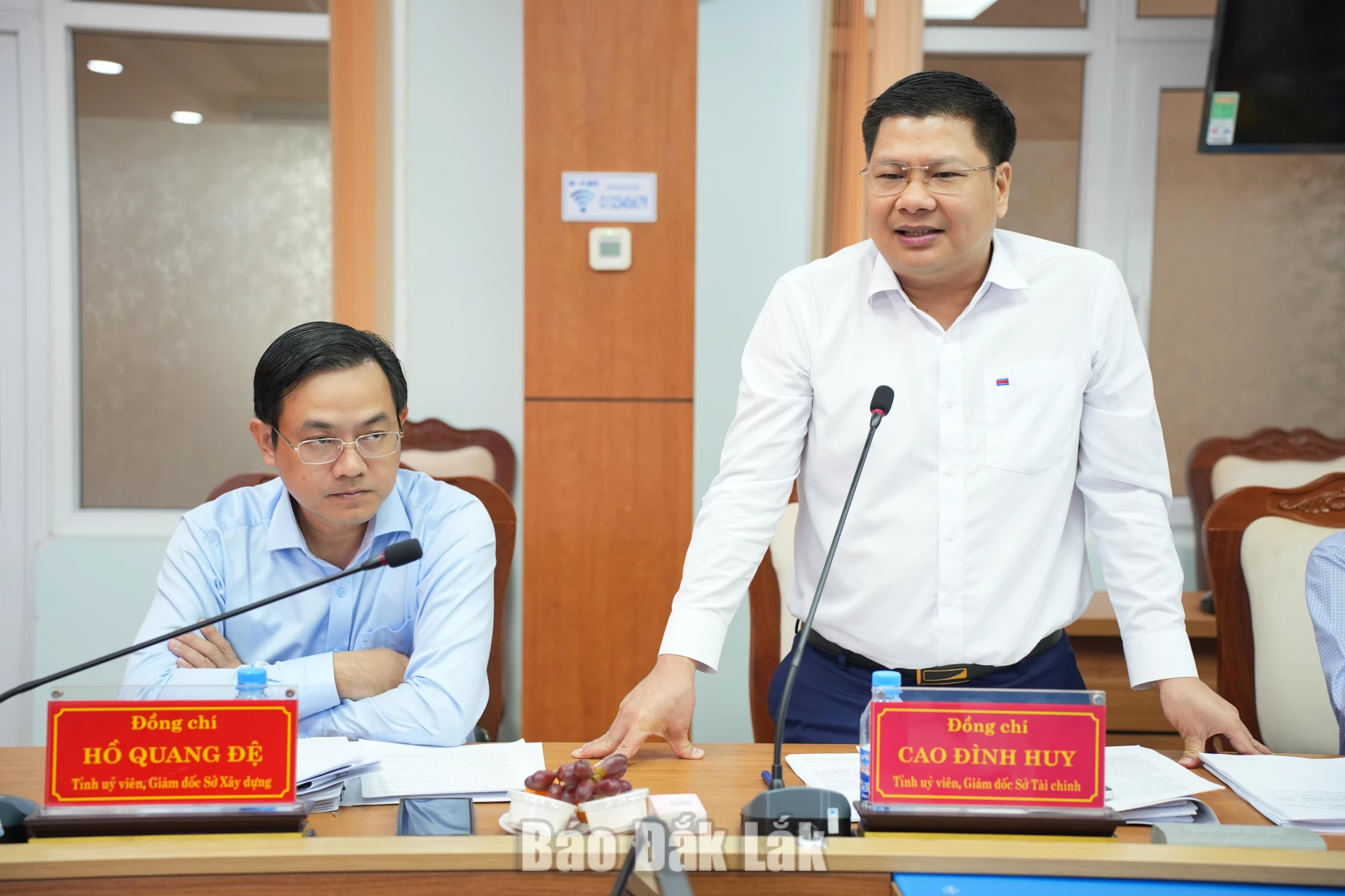 Giám đốc Sở Tài chính Cao Đình Huy phát biểu tại hội nghị.