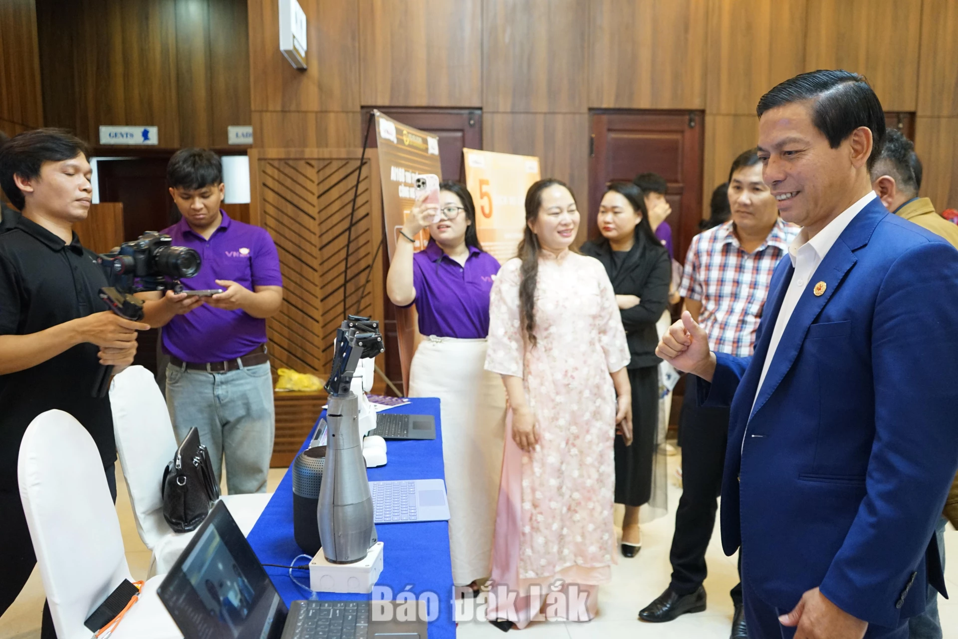 đơn vị tham gia ngày hội ĐMST, khởi nghiệp sáng tạo hoặc sự kiện trình diễn, giới thiệu công nghệ mới được hỗ trợ 10 triệu đồng/đơn vị. (Ảnh minh họa)