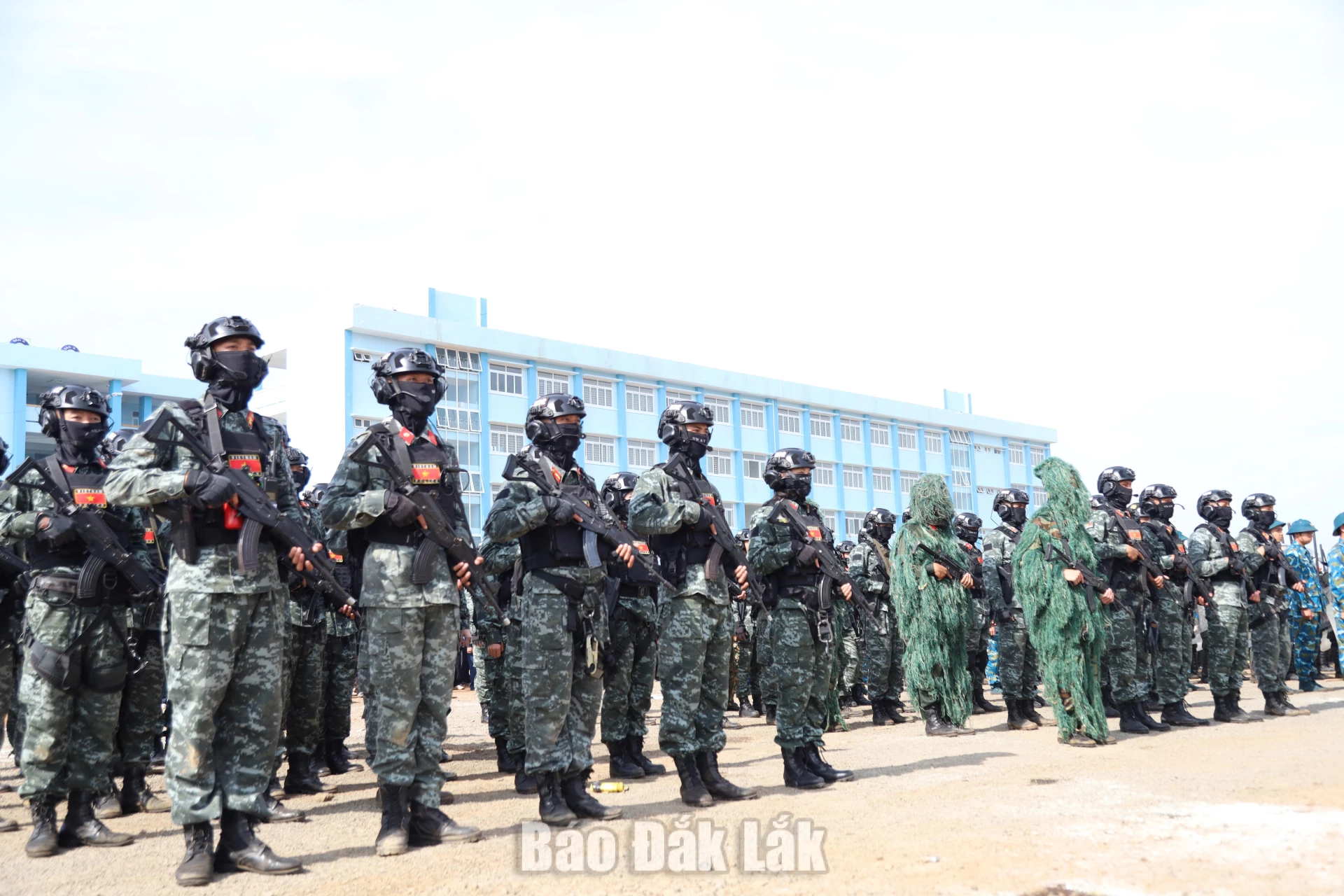 Lực lượng tham gia diễn tập.