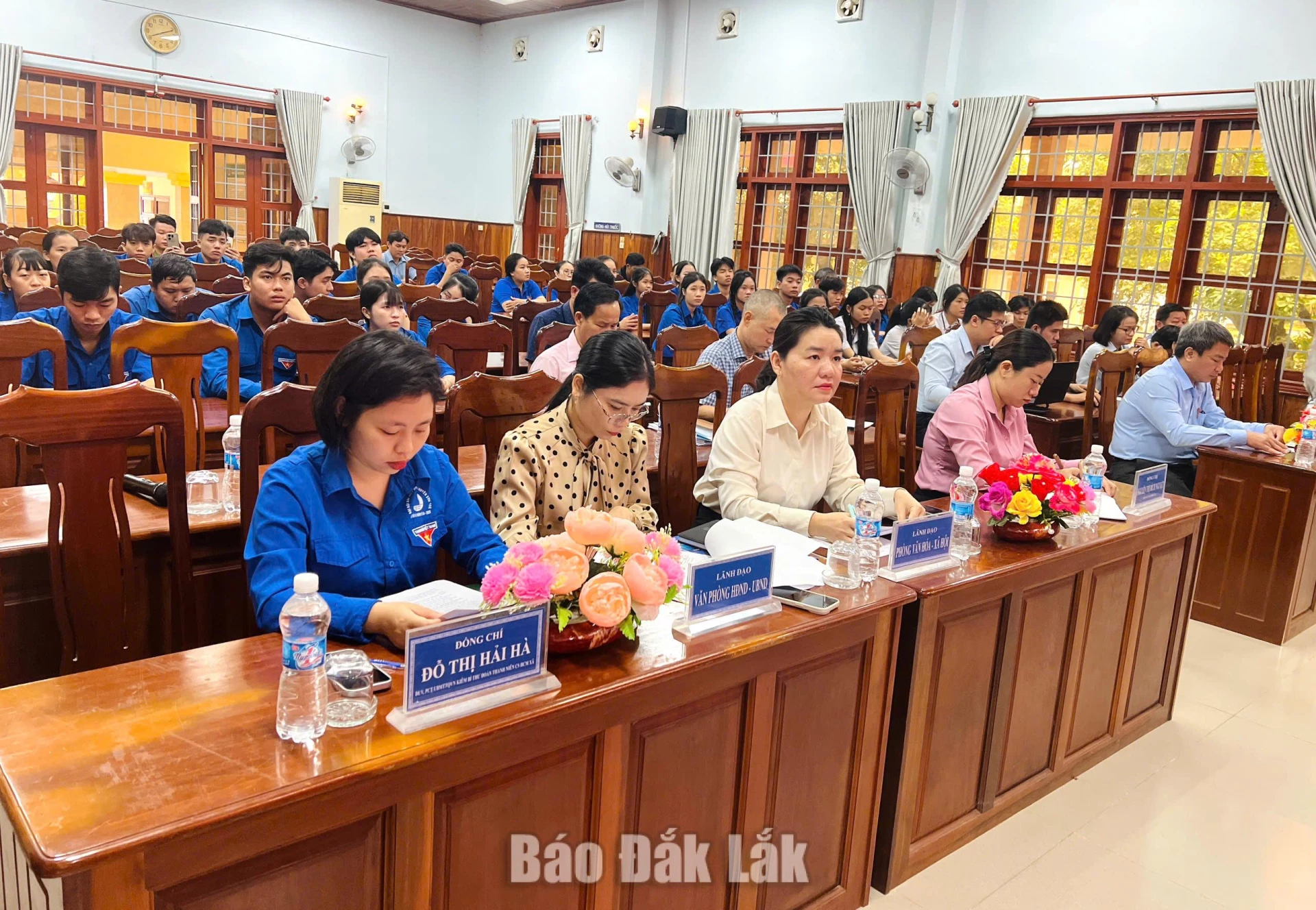 Quang cảnh hội nghị.