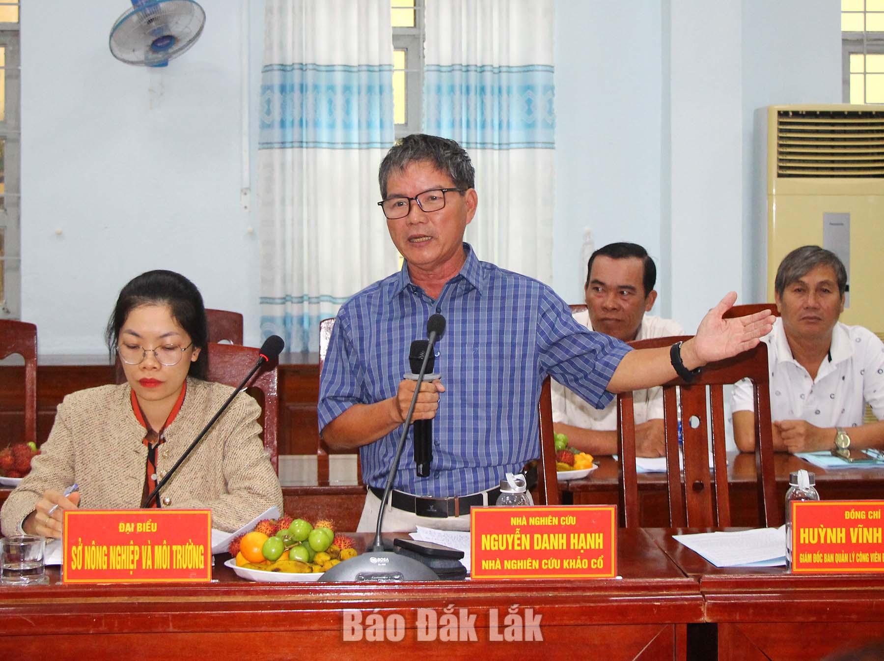 Nhà nghiên cứu khảo cổ Nguyễn Danh Hạnh phát biểu tại hội thảo.
