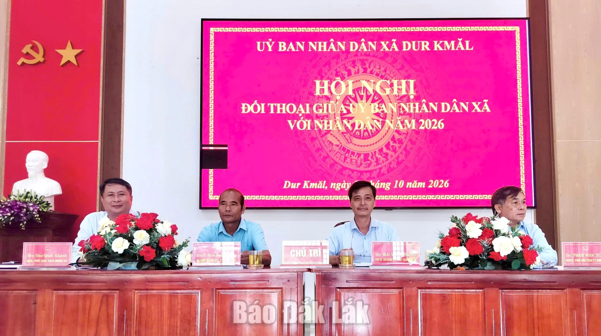 Chủ trì hội nghị