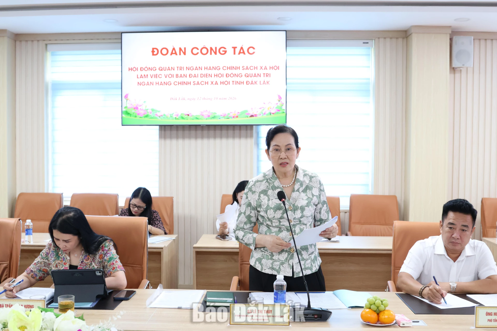 đồng chí Lê Thị Thủy, Ủy viên Ban Chấp hành Trung ương Đảng, Chủ tịch Hội LHPN Việt Nam phát biểu tại buổi làm việc.