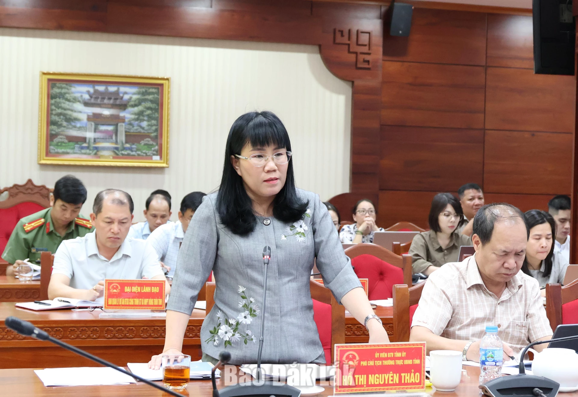 Phó Chủ tịch Thường trực UBND tỉnh Hồ Thị Nguyên Thảo phát biểu tại hội nghị.