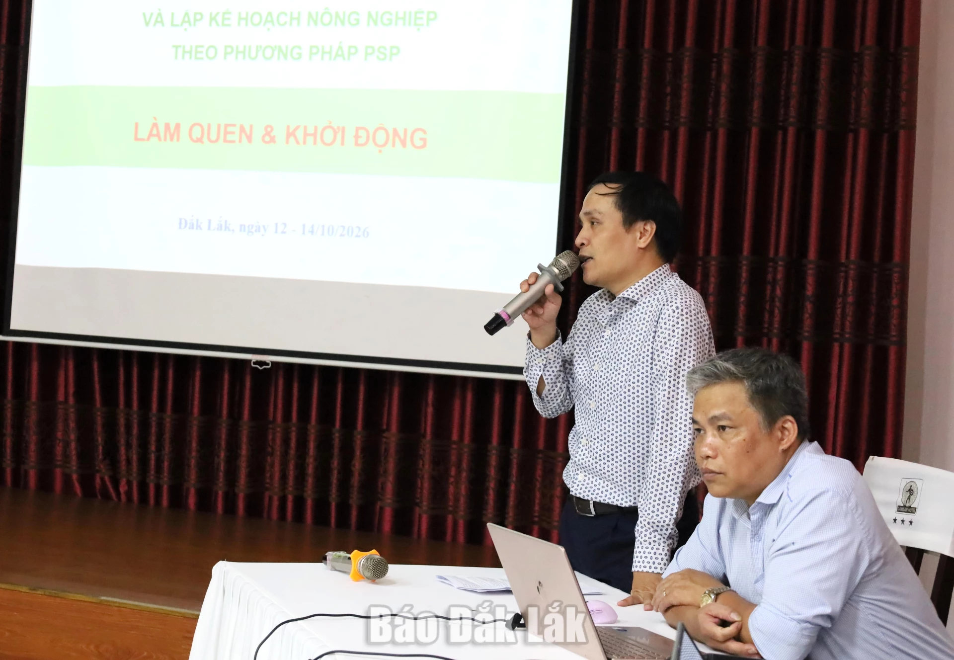 Ông Nguyễn Tuấn Anh, Phó Giám đốc Dự án SACCR-MARD phát biểu khai mạc.