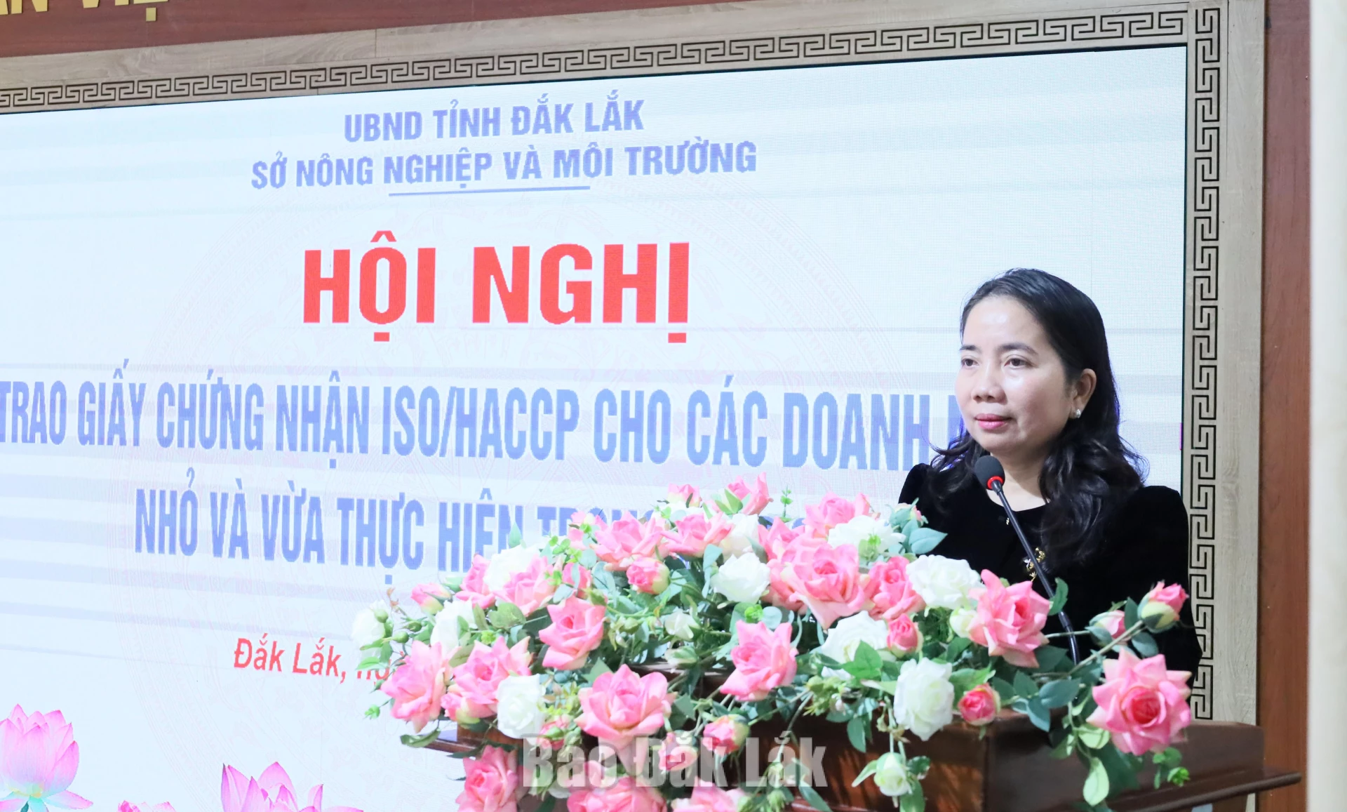 Phó Giám đốc Sở Nông nghiệp và Môi trường Đặng Thị Thủy phát biểu tại hội nghị.