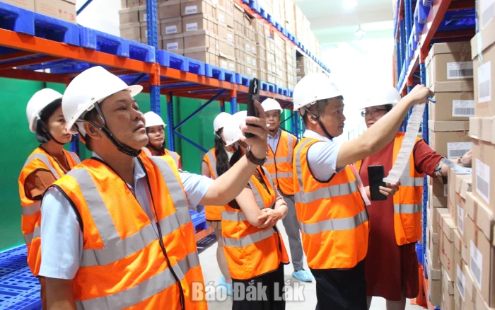 Siết chặt công tác quản lý thị trường dịp cuối năm