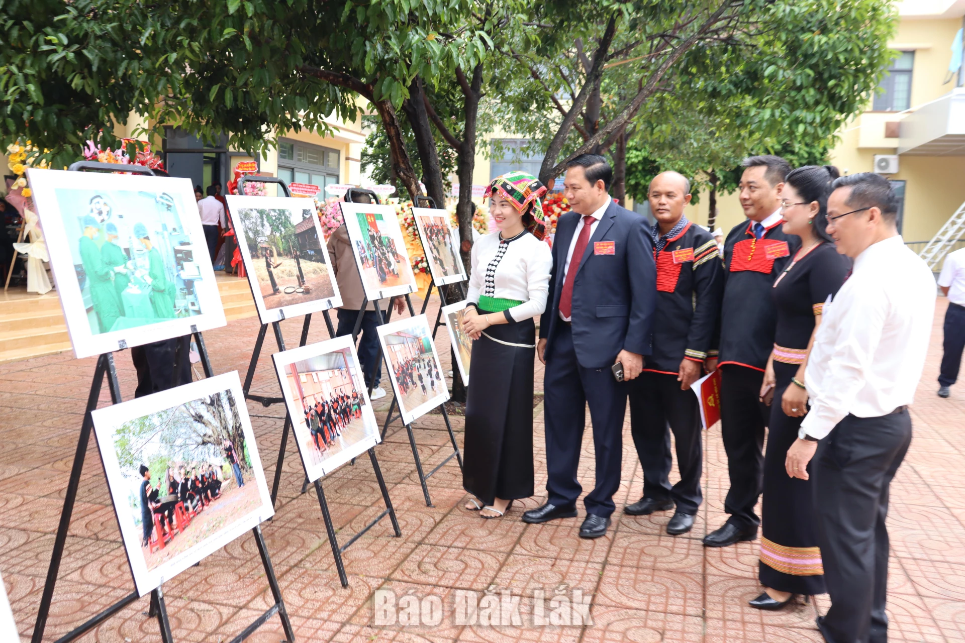 Hoạt động trưng bày hình ảnh góp phần lan tỏa, gìn giữ và phát huy bản sắc văn hóa các dân tộc trên địa bàn tỉnh.