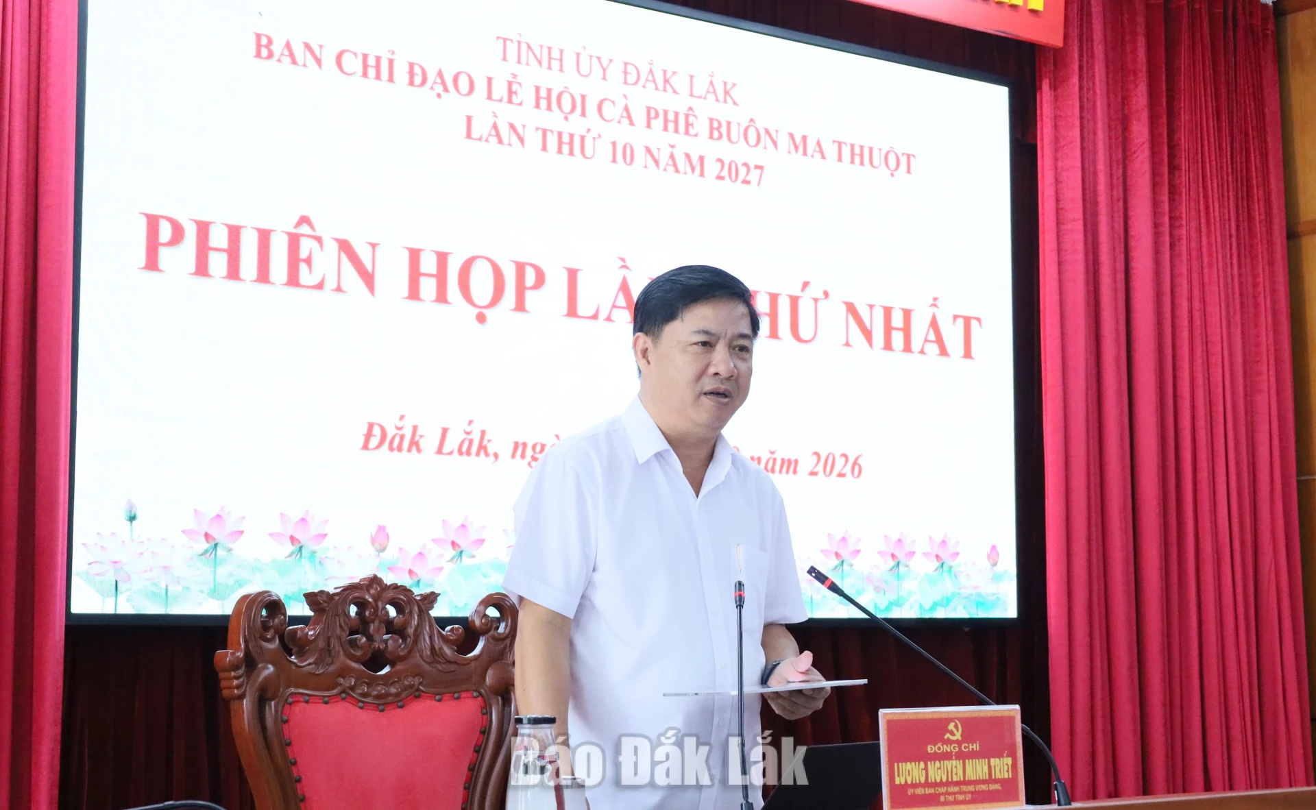 Đồng chí Lương Nguyễn Minh Triết, Ủy viên Trung ương Đảng, Bí thư Tỉnh ủy, Trưởng Đoàn ĐBQH tỉnh, Trưởng Ban Chỉ đạo Lễ hội chủ trì phiên họp.