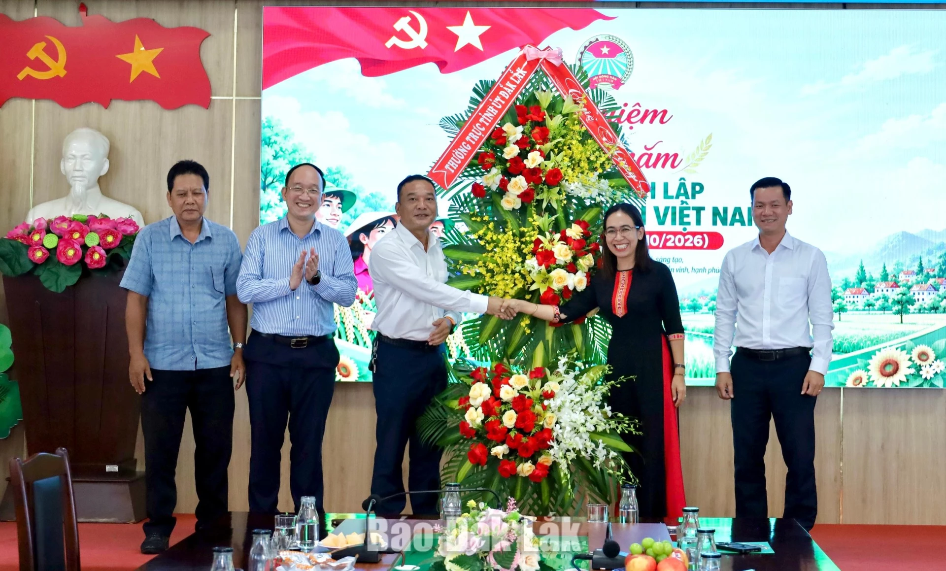 tặng hoa