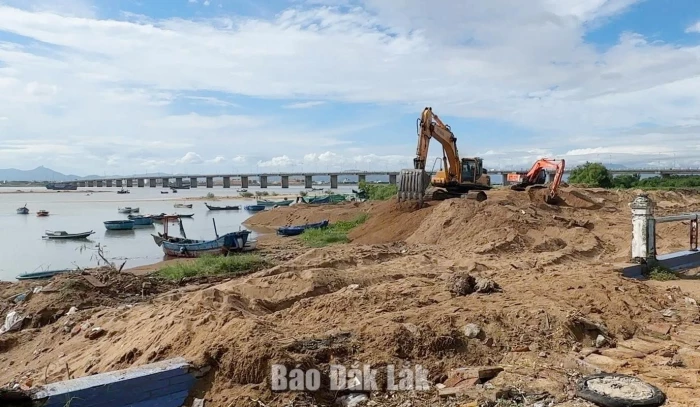 Khởi công nâng cấp kè Bạch Đằng, phường Tuy Hoà