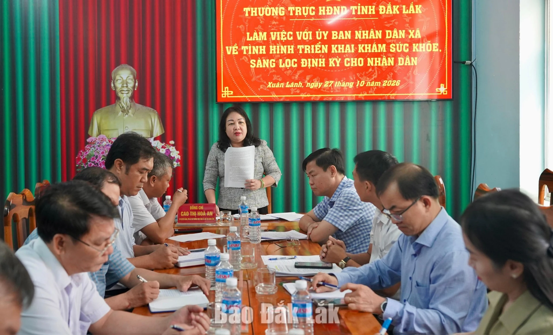 đồng chí Cao Thị Hòa An, Ủy viên Trung ương Đảng, Phó Bí thư Thường trực Tỉnh ủy, Chủ tịch HĐND tỉnh và đoàn công tác khảo sát tại xã Xuân Lãnh.